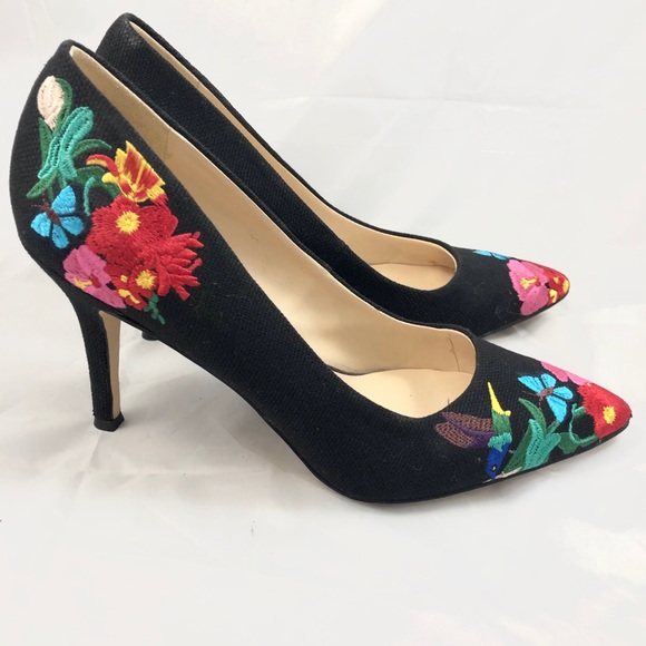Nine West Shoes - Nine West Embroidered Floral Heels 9